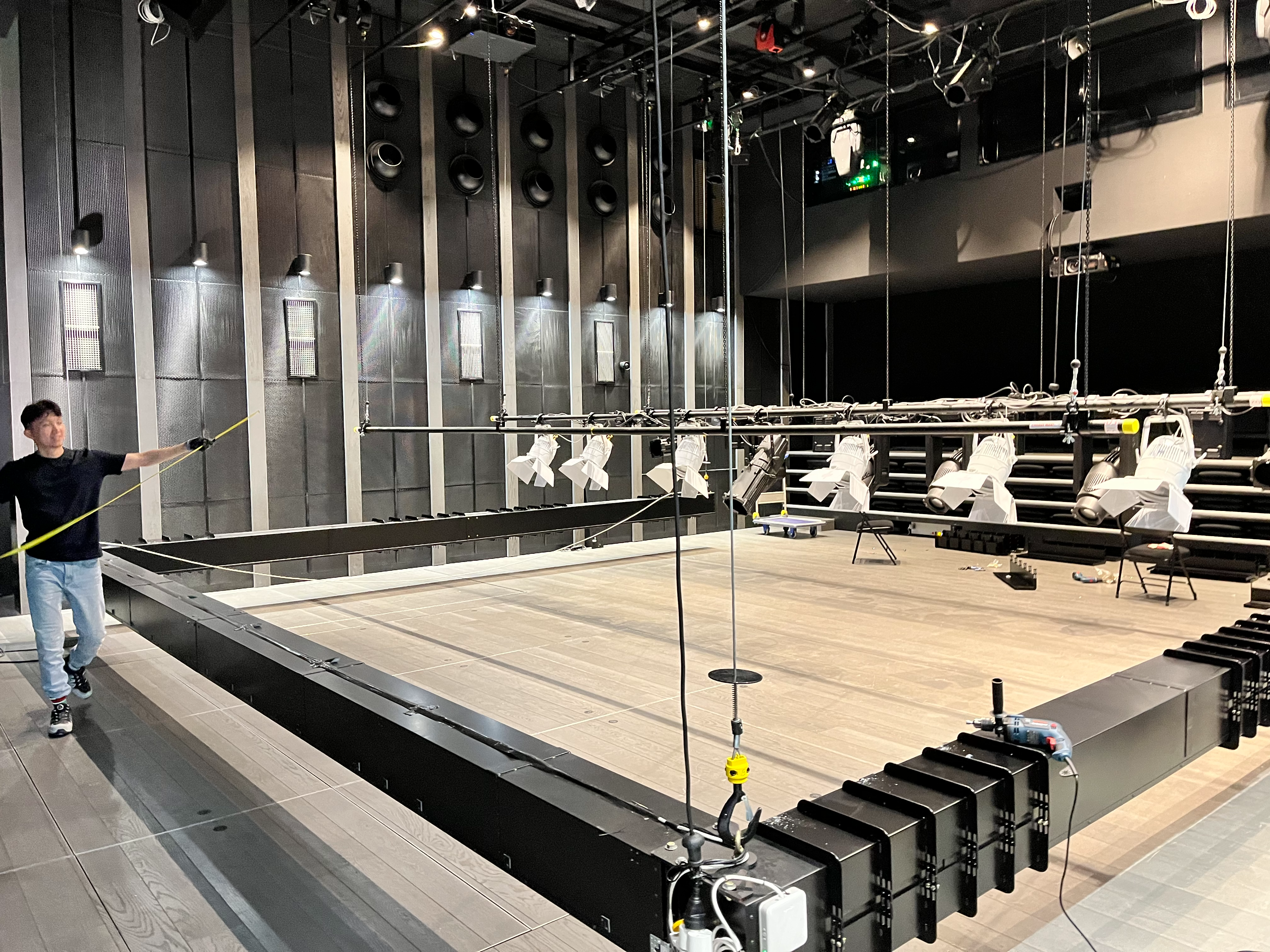 전동스크린 골조 보강 1